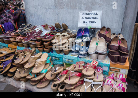 Ladies chappal sale shop