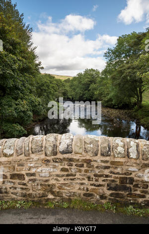 Ivelet bridge near Gunnerside in Swaledale, Yorkshire Dales, England ...