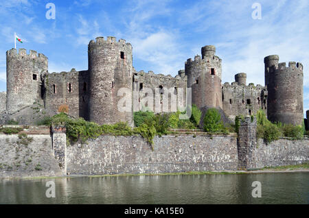 Conwy Castle, a medieval fortification in Conwy (North Wales), was built by Edward I during the conquest of Wales between 1283 and 1289. Stock Photo