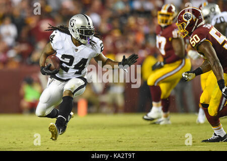 Landover, MD, USA. 24th Sep, 2017. Oakland Raiders running back Marshawn Lynch (24) rushes in the open field during the Sunday night matchup between the Oakland Raiders and the Washington Redskins at FedEx Field in Landover, MD. Credit: csm/Alamy Live News Stock Photo