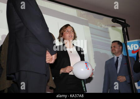 Berlin, Germany. 24th Sep, 2017. Bundestag election in Berlin: Election party of the AfD at Alexanderstraße 7 in Berlin. The photo shows Beatrixe von Storch. Credit: Simone Kuhlmey/Pacific Press/Alamy Live News Stock Photo