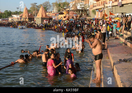 people bathing in shipra river, kumbh mela, Ujjain, Madhya pradesh, India, Asia Stock Photo