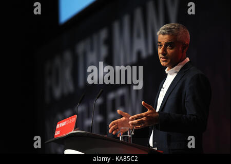 Brighton, UK. 25th Sep, 2017. Sadiq Khan, Mayor of London speaking at the afternoon session of the second day of the Labour Party annual conference at the Brighton Centre. This conference is following the general election of June 2017, when under the leadership of Jeremy Corbyn, the Labour Party reduced the Conservative Party majority in parliament resulting in a hung parliament. Credit: Kevin Hayes/Alamy Live News