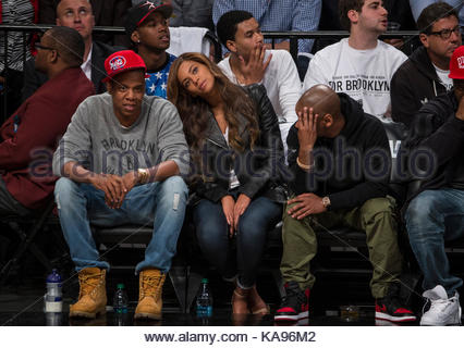 Jay-Z, Beyonce and Tyran Tata Smith. Rapper Jay-Z and his wife Stock ...