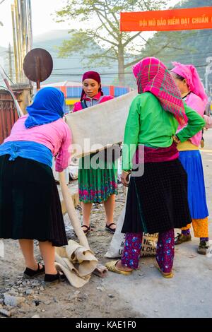 HA GIANG, VIETNAM - November 08, 2015: Woman in ethnic Hmong fair in Ha Giang, Vietnam. Ha Giang is home to mostly Hmong live. Stock Photo