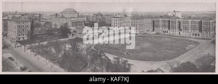 Columbia University, Broadway to Amsterdam Avenue, between 114th and 120 Streets. An imposing group, with the Library building;… Stock Photo
