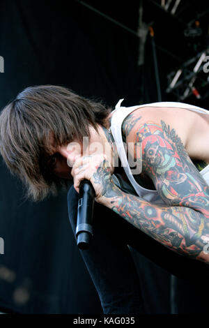 oli sykes bring me the horizon wallpaper