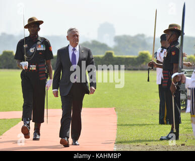 (170926) -- NEW DELHI, Sept. 26, 2017 (xinhua) -- U.S. Defense Secretary Jame Mattis(Front) inspects Indian Guards of Honor outside Indian Defence Ministry upon his arrival in New Delhi, capital of India, on September 26, 2017. Mattis arrived in New Delhi on a two-day visit to India, officials said Tuesday. (Xinhua/Partha Sarkar)(swt) Stock Photo
