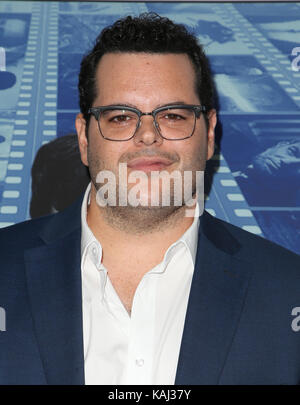 Hollywood, California, USA - SEPTEMBER 26: Josh Gad, at HBO'S DOCUMNETARY FILMS SPIELBERG LA PREMIERE at Paramount Studios on September 26, 2017 in Los Angeles, California. Credit: Faye Sadou/MediaPunch Stock Photo