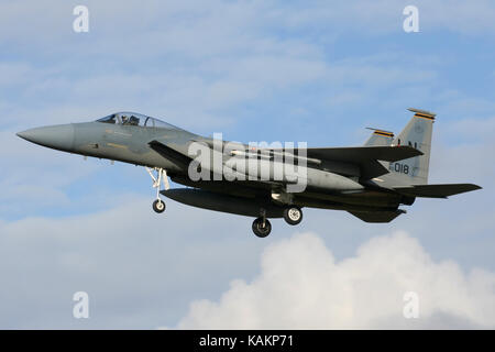 The oldest F-15 assigned to the 48th Fighter Wing on approach into RAF Lakenheath in early 2006. Stock Photo