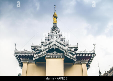 Kyainge Tong, Myanmar - March 10: Ancient Pagoda Statue In Side Temple Is A Popular Tourists Attraction On March 10, 2017 In Kyainge Tong Myanmar. Stock Photo