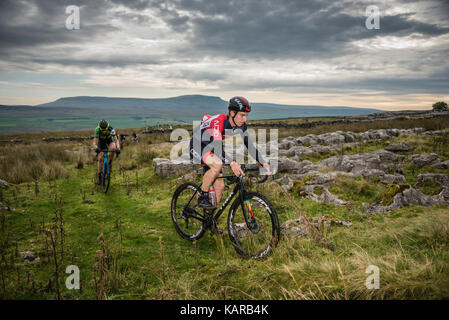 Simon Richardson in the 3 Peaks cyclocross, Yorkshire, UK. Stock Photo