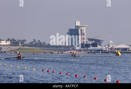 Sarasota-Bradenton, Florida, USA. 27th Sep, 2017. Teams warm up before the start of the World Rowing Championships being held at Nathan Benderson Park in Sarasota-Bradenton, Florida. Del Mecum/CSM/Alamy Live News Stock Photo