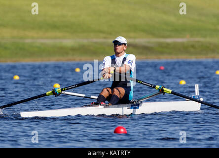 Sarasota-Bradenton, Florida, USA. 27th Sep, 2017. Sabrillo Barotov of Team Uzbekistan during the (M1x) Men's Single Sculls - Semifinal in the World Rowing Championships being held at Nathan Benderson Park in Sarasota-Bradenton, Florida. Del Mecum/CSM/Alamy Live News Stock Photo