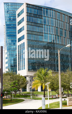 The Wilkie D. Ferguson, Jr. U.S. Federal Courthouse seen from the ...