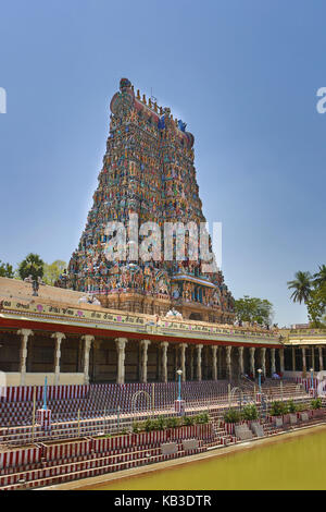 India, Tamil Nadu, Madurai, Minakshi temple, Gopuram, Lotusteich Stock Photo