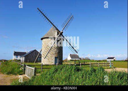 France, Finistere, Iroise Sea, Cleden Cap Sizun, Pointe du Van, Keriolet, Trouguer Windmills Stock Photo