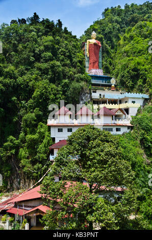 Tambun Tibetian Buddhist Temple, Perak - Tambun Tibetian Temple, also known as Jingang Jing She by the locals, is surrounded by magnificent perimeters Stock Photo