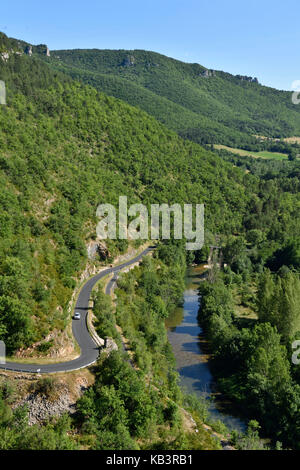 France, Aveyron, Parc Naturel Regional des Grands Causses (Grands Causses Natural Regional Park), The Dourbie Valley near Cantobre Medieval village Stock Photo