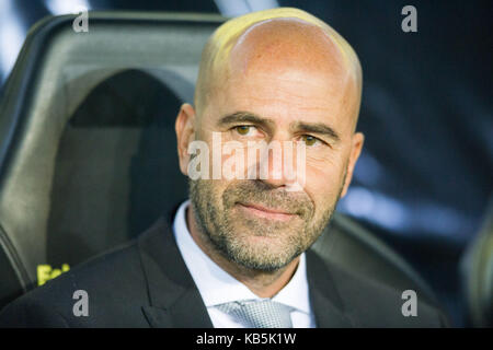 Dortmund, Deutschland. 26th Sep, 2017. Trainer Peter BOSZ (DO), Fussball Champions League, Gruppenphase, Gruppe H, Borussia Dortmund (DO) - Real Madrid CF (Real) 1:3, am 26.09.2017 in Dortmund/ Germany. |usage worldwide Credit: dpa/Alamy Live News Stock Photo