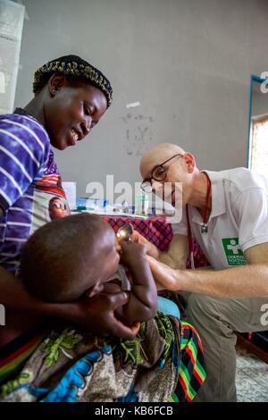 Serabu is located in the southeast of Sierra Leone the hospital is the only medical facility for thousands of people Pictured January/February 2017 | usage worldwide Stock Photo