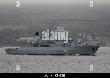 FGS Sachsen (F219), a Sachsen-class (or F124-class) air defence frigate ...