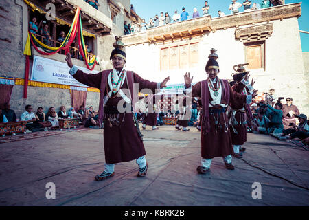 LEH, INDIA - SEPTEMBER 20, 2017: Unidentified artists in Ladakhi costumes at the Ladakh Festival on September 20, 2017, Leh, India. Stock Photo