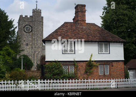 Cottage in a village in Kent Stock Photo