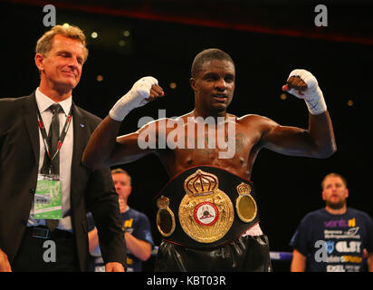 Liverpool, UK. 30th Sep, 2017. TOM FARRELL (Grey/White/Blue Shorts) loses to OHARA DAVIES (Black and White Shorts) for WBA International Super-Lightweight Championship Tittle at the Matchroom Boxings Battle on the Mersey at Echo Arena, Liverpool Picture by Credit: Stephen Gaunt/Alamy Live News Stock Photo