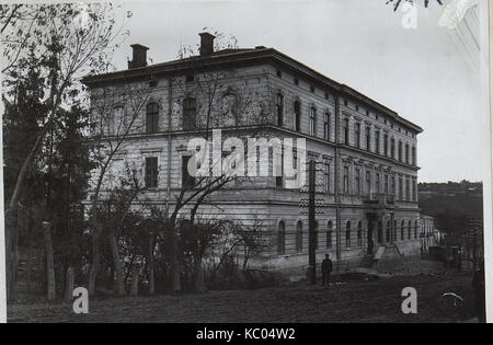 Czortkow, Finanzdirektion, jetzt Offiziersmesse. (BildID 15730221) Stock Photo