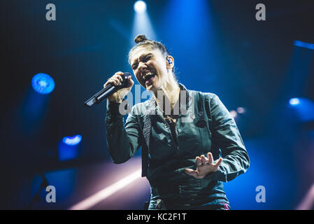 Torino, Italy. 01st Oct, 2017. The Italian singer/song-writer Elisa performing live on stage at the Officine Grandi Riparazioni. Credit: Alessandro Bosio/Pacific Press/Alamy Live News Stock Photo