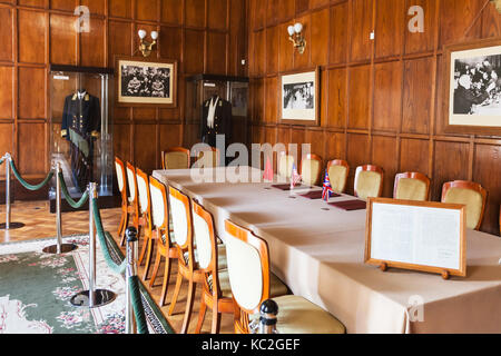 LIVADIYA, CRIMEA - SEPTEMBER 21, 2017: interior of English billiard room in Livadia Palace. The palace was the summer residence of the Russian emperor Stock Photo