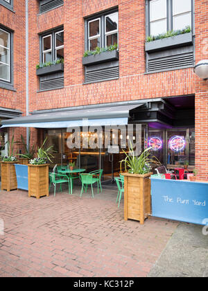 The Punt Yard restaurant and cafe in Quayside Cambridge UK Stock Photo