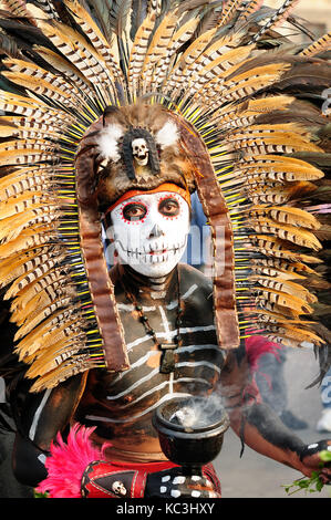 MEXICO, MEXICO - FEBRUARY 16: Portrait of the traditional Aztec shaman in the capital city of Mexico on February 16, 2013 Stock Photo