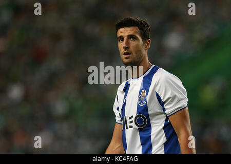 Lisbon, Portugal. 01st Oct, 2017. FC PortoÕs defender Ivan Marcano from Spain during Premier League 2017/18 match between Sporting CP and FC Porto, at Alvalade Stadium in Lisbon on October 1, 2017. (Photo by Bruno Barros / DPI) Credit: Bruno Barros/Alamy Live News Stock Photo