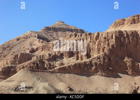 Landscape, mountain, pyramid-shaped near the mortuary temple of the first female Pharaoh Hatshepsut, Egypt Stock Photo