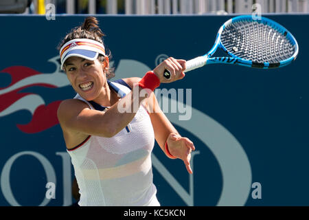 Garbiñe Muguruza (ESP) competing at the 2017 US Open Tennis Championships. Stock Photo