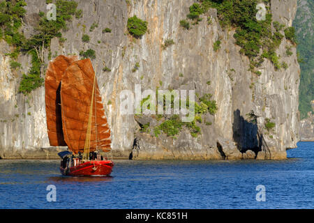 CAT BA, VIETNAM, October 27, 2016 : Traditional junk sails in Cat Ba Archipelago, the southeastern edge of Ha Long Bay. Ha Long Bay has been inscribed Stock Photo