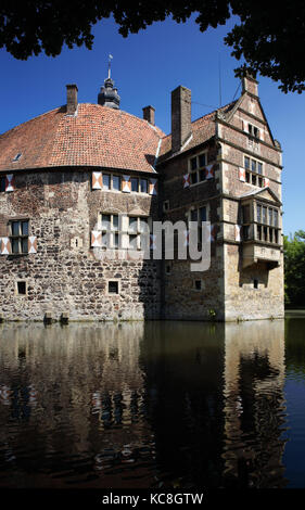 Water castle Vischering, Lüdinghausen, Luedinghausen, North Rhine-Westphalia, Germany Stock Photo