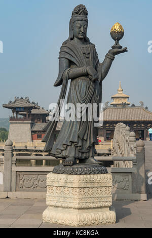 Statue at Lingyan Temple, Yungang Grottoes, Shanxi, China Stock Photo