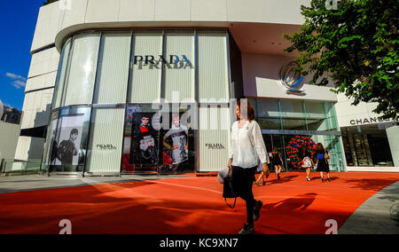 EM Quartier Interior, Phrom Phong, Bangkok Stock Photo - Alamy