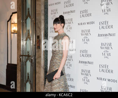 Erin O'Connor At Harper's Bazaar Women Of The Year Awards 2016 at Claridge's Hotel in Mayfair London Stock Photo