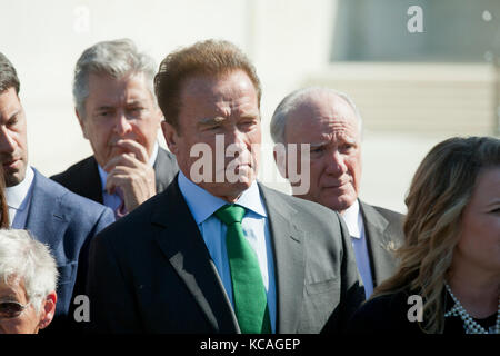 Washington, USA. 3rd Oct, 2017. Arnold Schwarzenegger, movie-star and former governor of California, speaks against partisan drawing of voting districts, while the US Supreme Court Justices hear oral arguments on gerrymandering case. Credit: B Christopher/Alamy Live News Stock Photo
