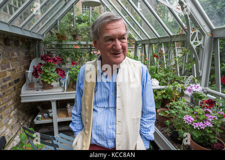 wine writer Hugh Johnson in his home at London, Great Britain Stock Photo