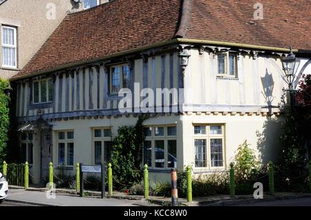 No 83 High Street, Bovingdon, Hertfordshire, reveals timber framing on its upper floor. Stock Photo