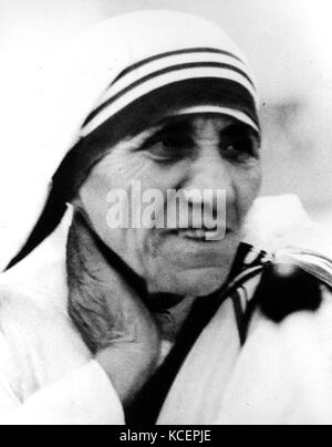 Mother Teresa (1910-1997). Roman Catholic Nun, Founder Of The ...