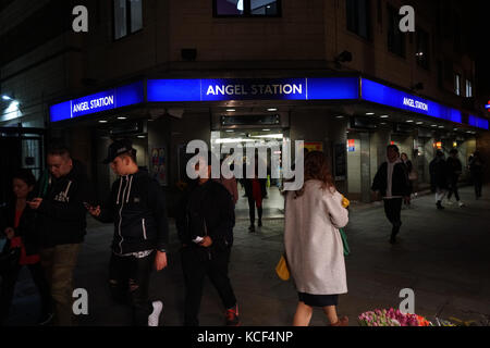 London, England, UK. 4th Oct, 2017. Angel station evacuated due to suspicious packages closed for an hour and a half around 6pm and the station open back to normal. Credit: See Li/Alamy Live News Stock Photo
