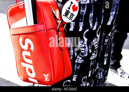 Louis vuitton red bag hi-res stock photography and images - Alamy