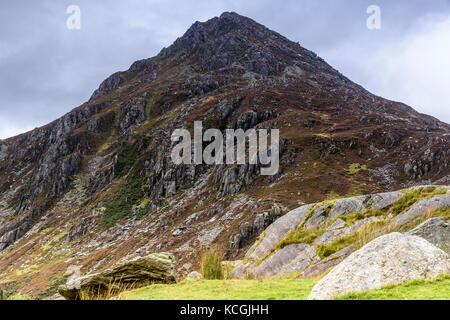 Pen yr Ole Wen mountain in Snowdonia National Park, North Wales UK Stock Photo