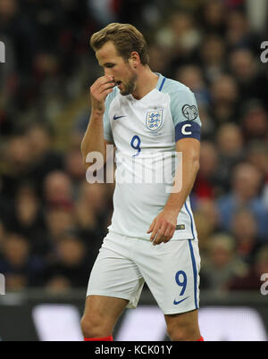 London, UK. 05th Oct, 2017. London, UK. 05th Oct, 2017. Harry Kane looks dejected during the Group F World Cup qualifier between England and Slovenia played at Wembley Stadium, London on 5th October 2017 Credit: Jason Mitchell/Alamy Live News Credit: Jason Mitchell/Alamy Live News Stock Photo